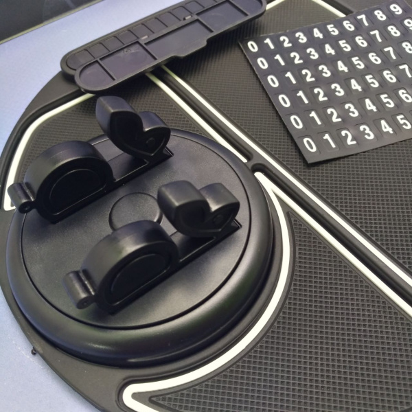 Противоскользящий коврик - держатель на панель в автомобиль 6в1, с автовизиткой и ароматизатором / Подставка для телефона